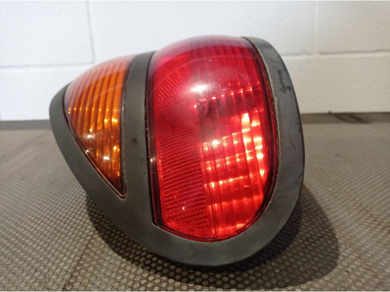 Recambio de piloto trasero izquierdo para renault laguna (b56) referencia OEM IAM   