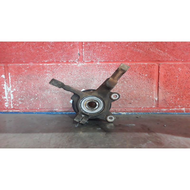 Recambio de mangueta delantera izquierda para renault 19 (b/c/l53)  | 0.92 - 0.96  | 0.92 - 0.96 referencia OEM IAM   