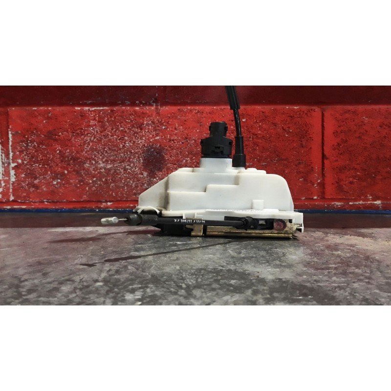 Recambio de cerra. puer. delantero derecha para renault laguna ii (bg0) authentique | 0.01 - ... authentique | 0.01 - ... refere