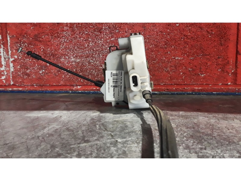 Recambio de cerra. puer. delantero derecha para renault laguna ii (bg0) authentique | 0.01 - ... authentique | 0.01 - ... refere