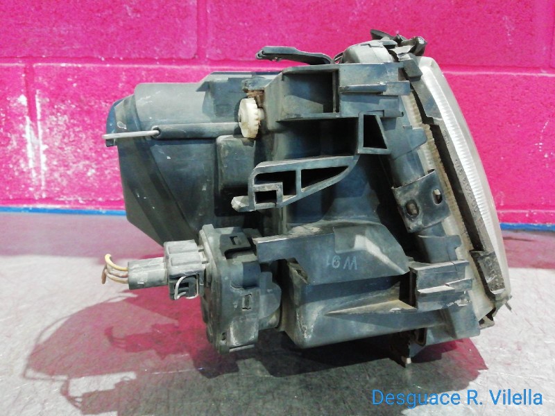 Recambio de faro derecho para audi a6 berlina (c4) 2.5 tdi | 06.94 - ... 2.5 tdi | 06.94 - ... referencia OEM IAM   