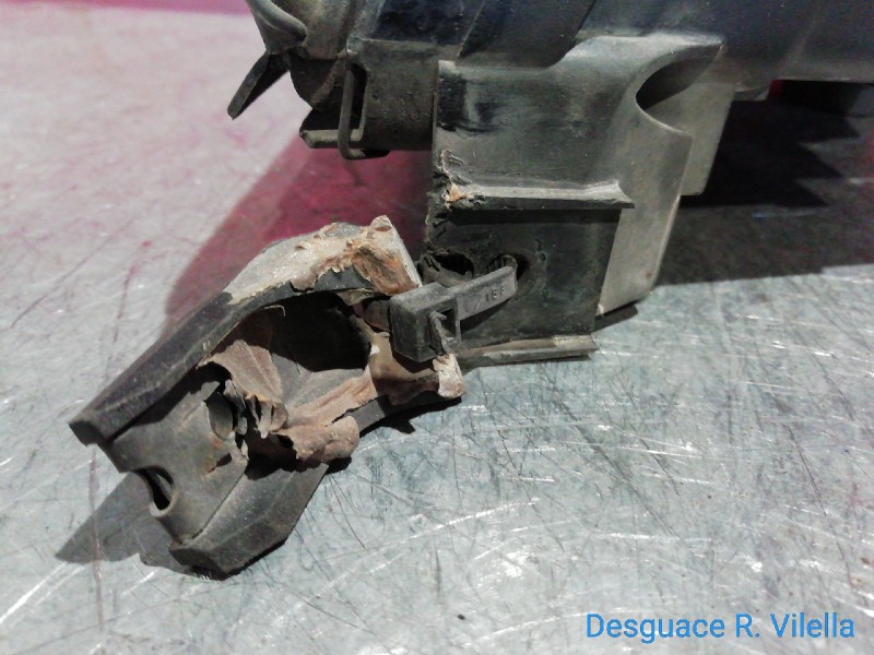 Recambio de faro derecho para audi a6 berlina (c4) 2.5 tdi | 06.94 - ... 2.5 tdi | 06.94 - ... referencia OEM IAM   