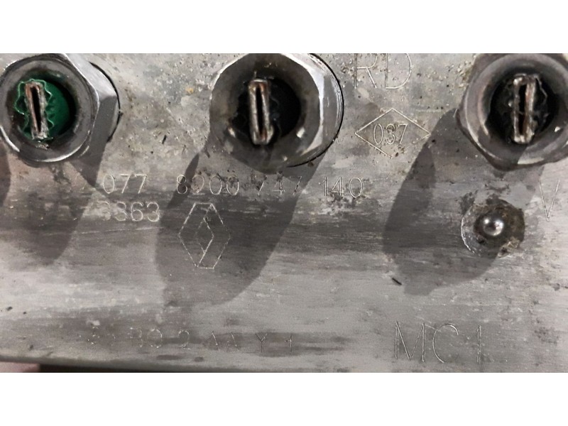 Recambio de abs para renault clio iii exception | 09.06 - ... exception | 09.06 - ... referencia OEM IAM 0265800559 8200747140 