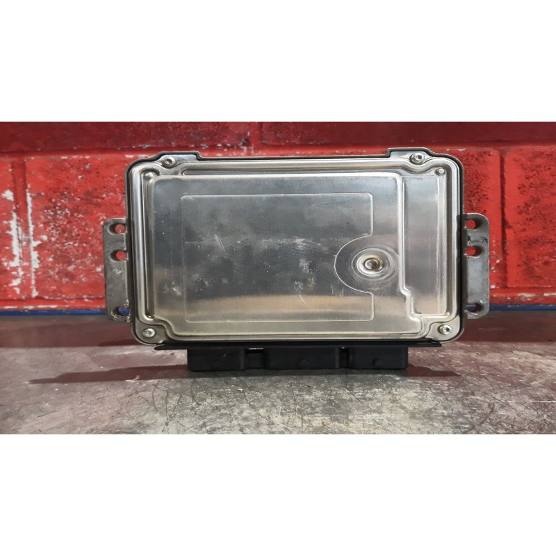 Recambio de centralita motor uce para renault laguna ii (bg0) authentique | 0.01 - ... authentique | 0.01 - ... referencia OEM I