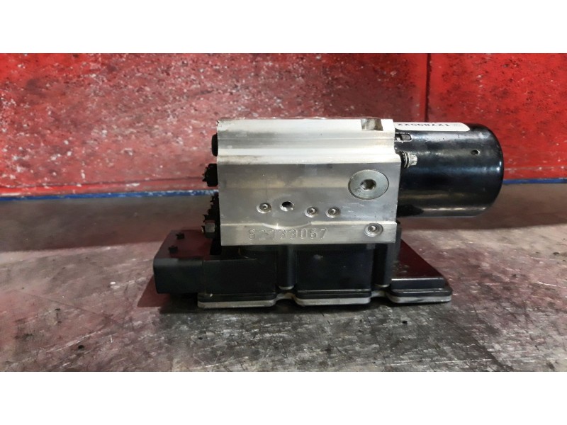 Recambio de abs para saab 9-3 berlina 2.2 tid anniversary | 0.03 - ... 2.2 tid anniversary | 0.03 - ... referencia OEM IAM 13664