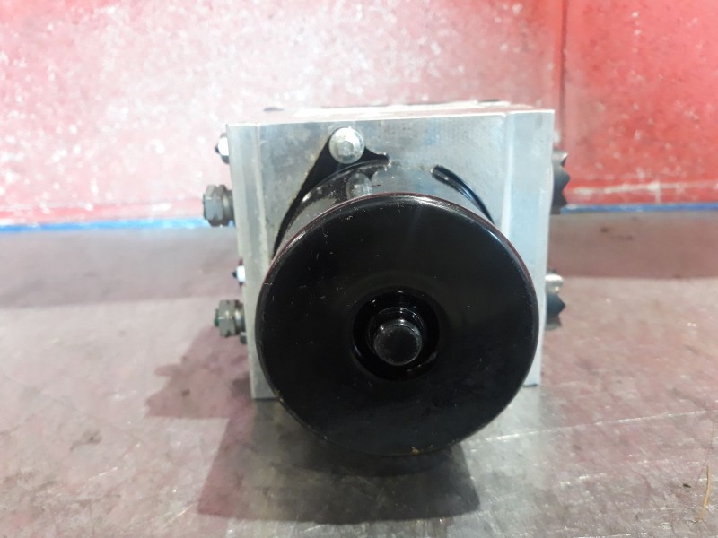 Recambio de abs para peugeot 407  | 0.04 - ...  | 0.04 - ... referencia OEM IAM 15710602 S118676001  Recambio de abs para peugeot 407  | 0.04 - ...  | 0.04 - ... referencia OEM IAM 15710602 S118676001