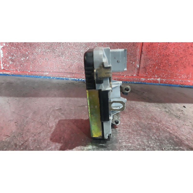 Recambio de cerradura puerta delantera derecha para peugeot 206 berlina 1.4 | 0.98 - ... 1.4 | 0.98 - ... referencia OEM IAM   