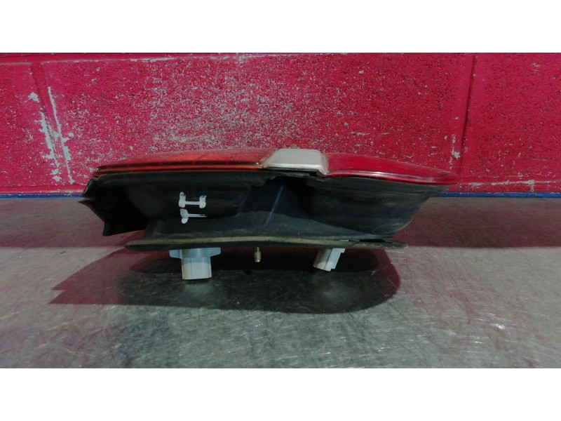 Recambio de piloto trasero izquierdo para mitsubishi santamo (hyundai) santamo confort | 11.98 - 12.01 santamo confort | 11.98 -