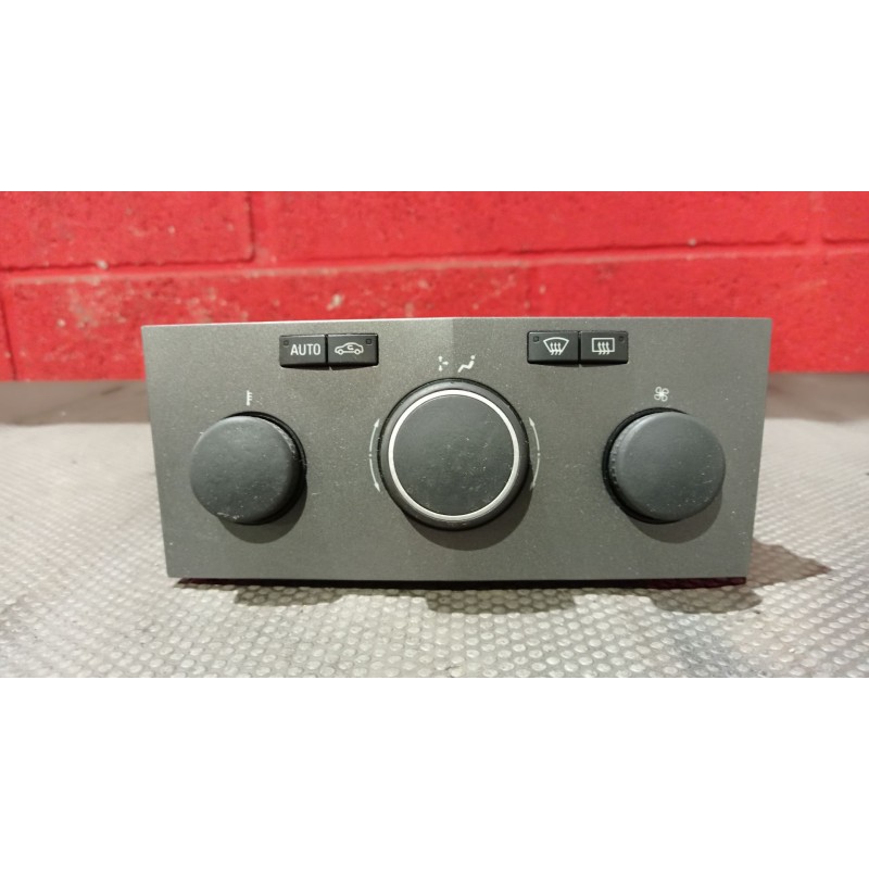 Recambio de mando climatizador para opel astra h berlina cosmo | 01.04 - 12.07 cosmo | 01.04 - 12.07 referencia OEM IAM 13112296