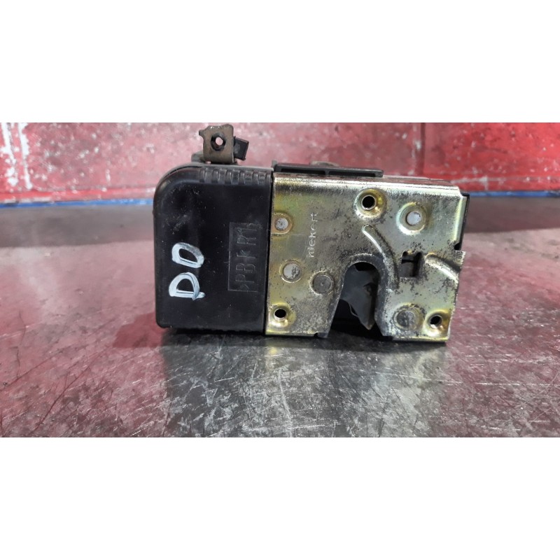 Recambio de cerradura puerta delantera derecha para peugeot 206 berlina 1.4 | 0.98 - ... 1.4 | 0.98 - ... referencia OEM IAM   