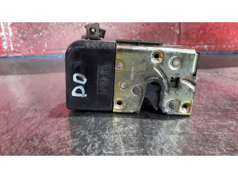 Recambio de cerradura puerta delantera derecha para peugeot 206 berlina 1.4 | 0.98 - ... 1.4 | 0.98 - ... referencia OEM IAM   
