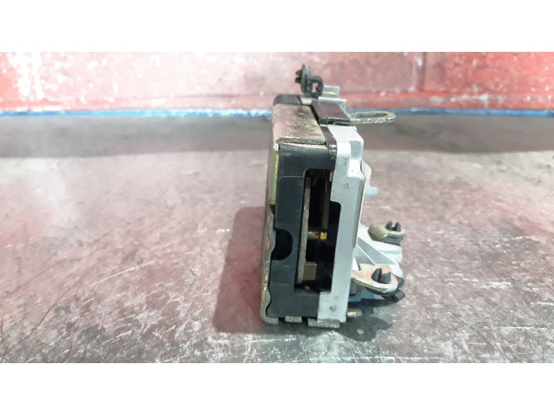 Recambio de cerradura puerta delantera derecha para peugeot 206 berlina 1.4 | 0.98 - ... 1.4 | 0.98 - ... referencia OEM IAM   