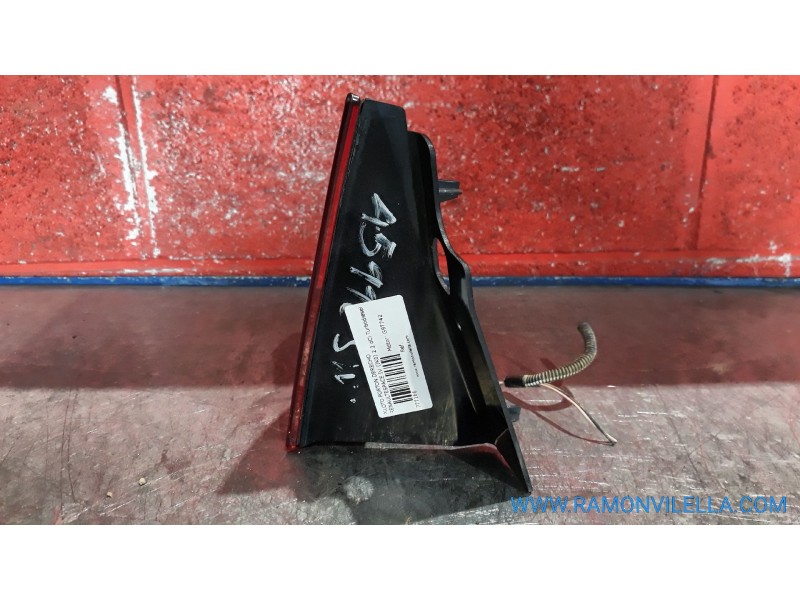 Recambio de piloto porton derecho para renault espace iv (jk0) 2.2 dci turbodiesel | 0.02 - ... 2.2 dci turbodiesel | 0.02 - ...