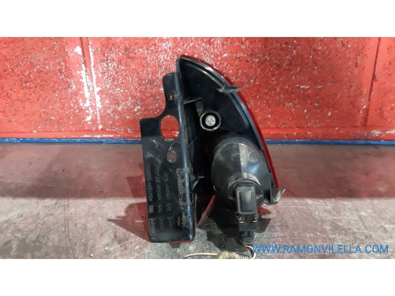 Recambio de piloto porton derecho para renault espace iv (jk0) 2.2 dci turbodiesel | 0.02 - ... 2.2 dci turbodiesel | 0.02 - ...