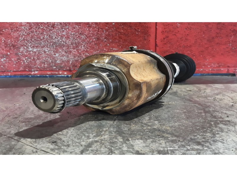 Recambio de transmision delantero izquierda para dodge caliber  | 0.06 - ...  | 0.06 - ... referencia OEM IAM    Recambio de transmision delantero izquierda para dodge caliber  | 0.06 - ...  | 0.06 - ... referencia OEM IAM