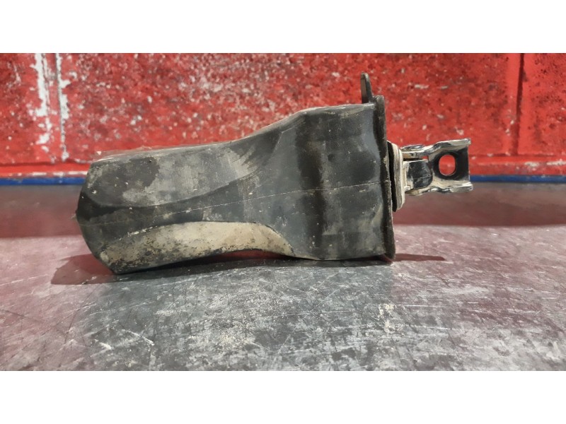 Recambio de tope puerta para volkswagen polo (6r1)  | 0.09 - ...  | 0.09 - ... referencia OEM IAM    Recambio de tope puerta para volkswagen polo (6r1)  | 0.09 - ...  | 0.09 - ... referencia OEM IAM