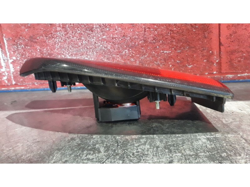 Recambio de piloto porton derecho para renault megane classic alize 1.6e referencia OEM IAM   