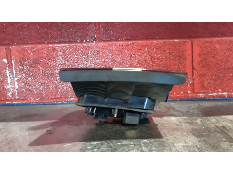 Recambio de piloto porton izquierdo para fiat stilo multi wagon (192) 1.9 jtd 115 | 0.03 - ... 1.9 jtd 115 | 0.03 - ... referenc