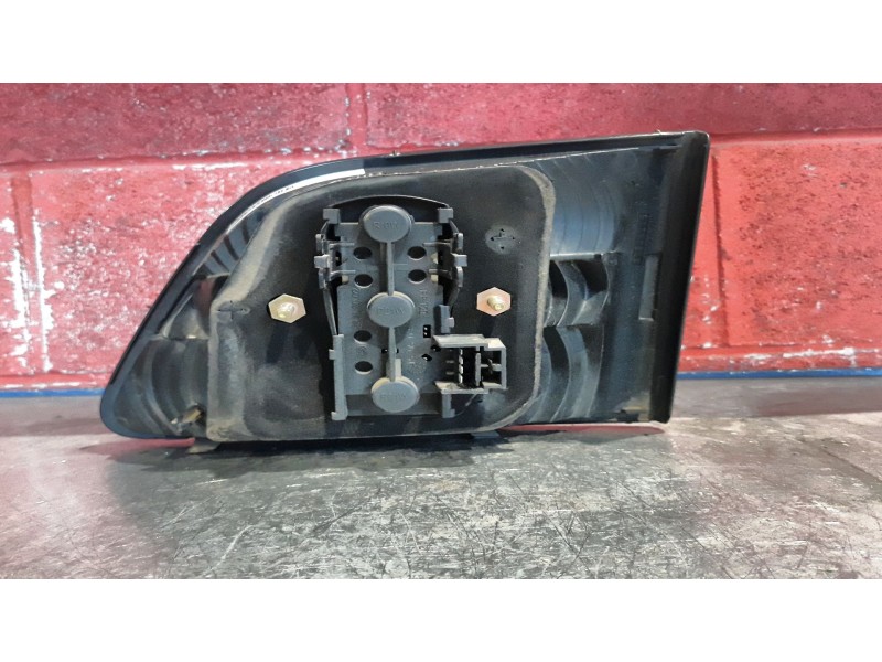 Recambio de piloto porton izquierdo para fiat stilo multi wagon (192) 1.9 jtd 115 | 0.03 - ... 1.9 jtd 115 | 0.03 - ... referenc