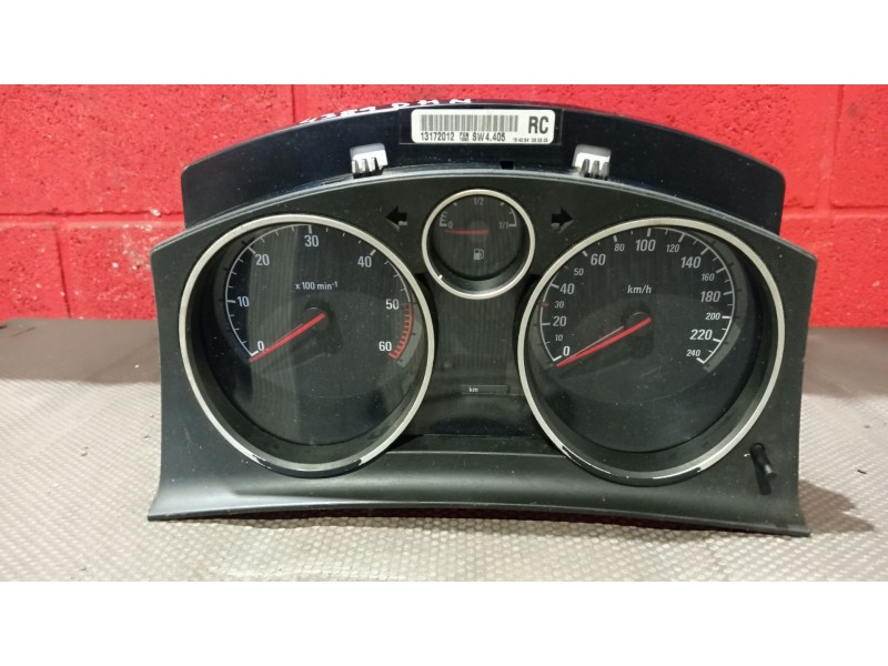 Recambio de cuadro instrumentos para opel astra h berlina cosmo | 01.04 - 12.07 cosmo | 01.04 - 12.07 referencia OEM IAM 1317201