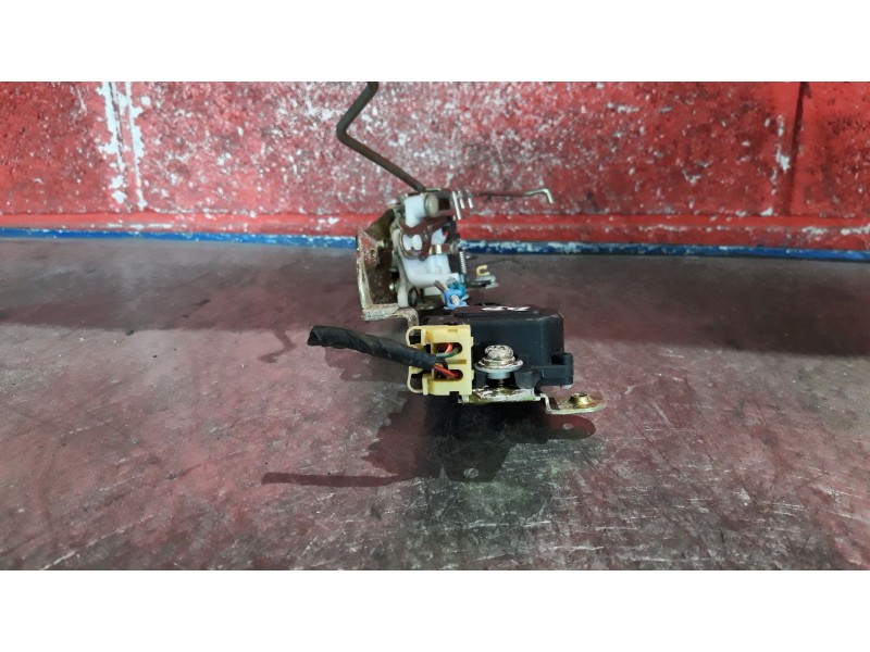 Recambio de cerra. puer. delantero derecha para mitsubishi santamo (hyundai) santamo confort | 11.98 - 12.01 santamo confort | 1