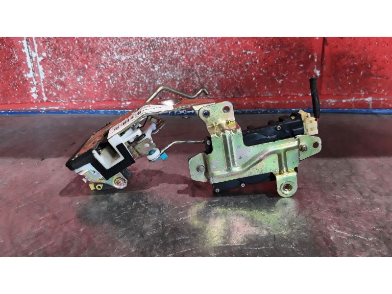 Recambio de cerra. puer. delantero derecha para mitsubishi santamo (hyundai) santamo confort | 11.98 - 12.01 santamo confort | 1