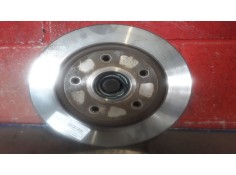 Recambio de buje trasero derecho para renault laguna ii (bg0) 2.2 dci turbodiesel referencia OEM IAM