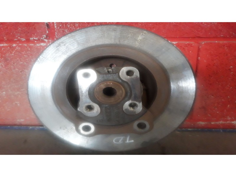 Recambio de buje trasero derecho para renault laguna ii (bg0) 2.2 dci turbodiesel referencia OEM IAM    Recambio de buje trasero derecho para renault laguna ii (bg0) 2.2 dci turbodiesel referencia OEM IAM