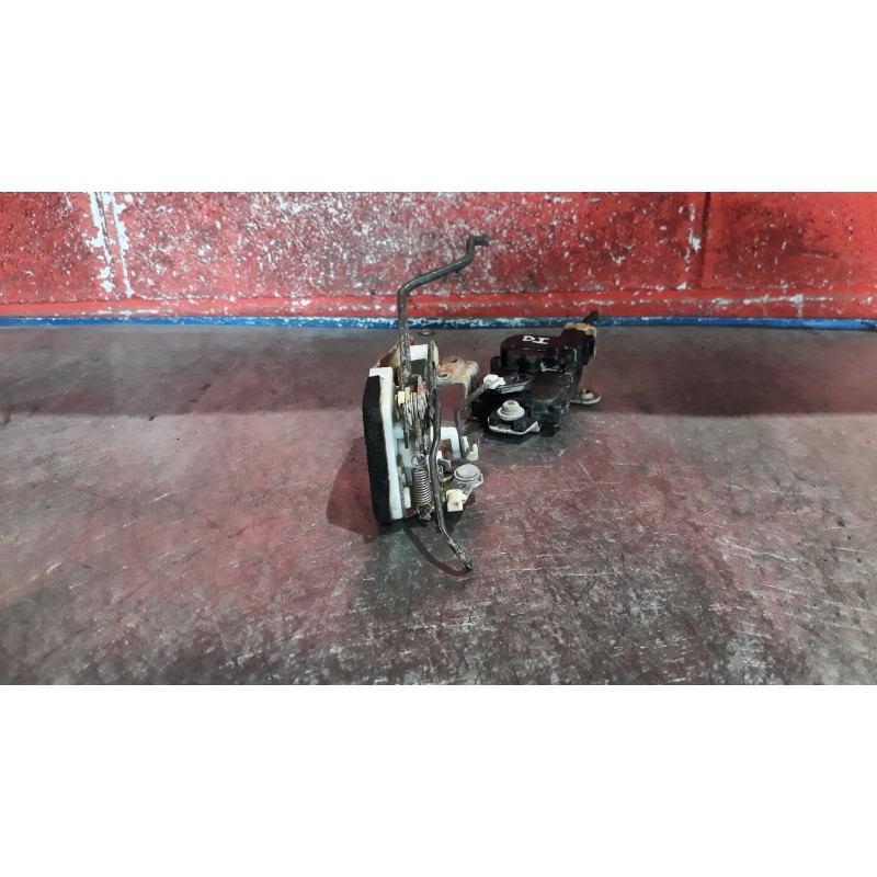 Recambio de cerra. puer. delantero izquierda para mitsubishi santamo (hyundai) santamo confort | 11.98 - 12.01 santamo confort |