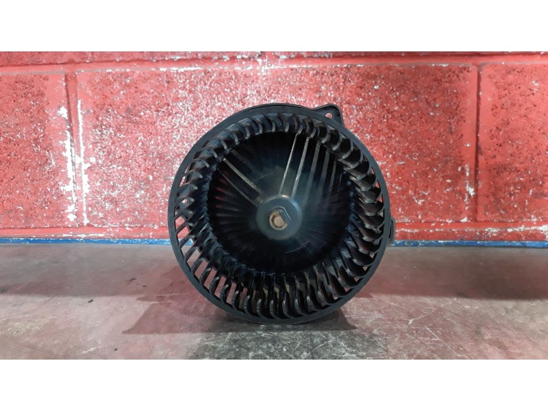 Recambio de motor calefaccion para mitsubishi santamo (hyundai) santamo confort | 11.98 - 12.01 santamo confort | 11.98 - 12.01 