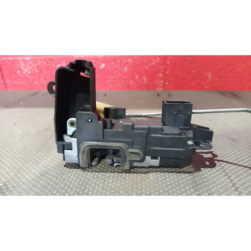 Recambio de cerradura puerta delantera derecha para opel astra h berlina cosmo | 01.04 - 12.07 cosmo | 01.04 - 12.07 referencia 