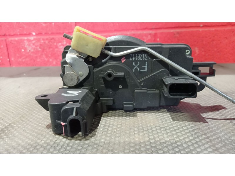 Recambio de cerradura puerta delantera derecha para opel astra h berlina cosmo | 01.04 - 12.07 cosmo | 01.04 - 12.07 referencia 