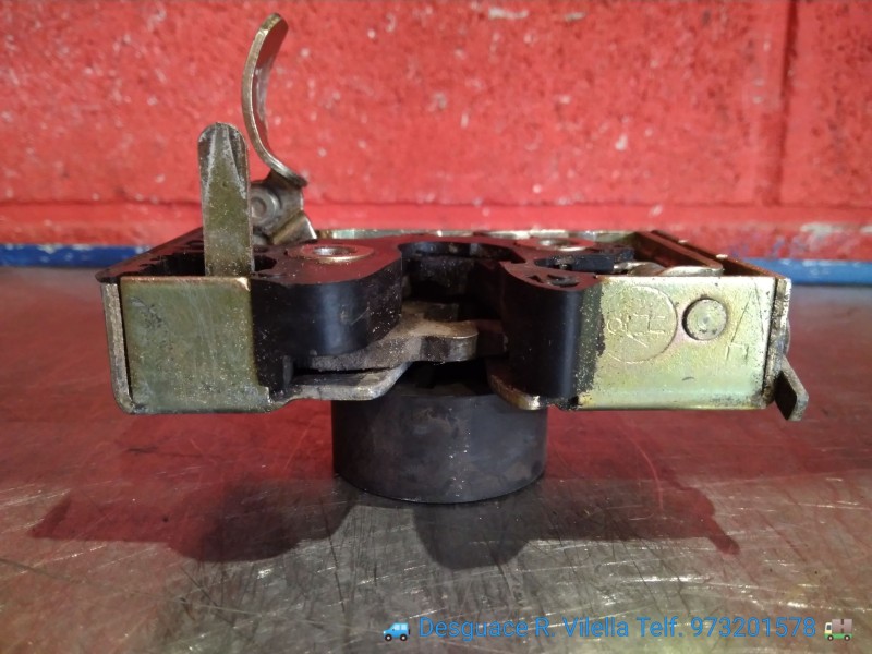 Recambio de cerra. puer. tras. izquierda para seat toledo (1l) base | 12.96 - 12.96 base | 12.96 - 12.96 referencia OEM IAM   