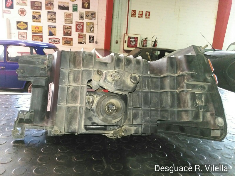 Recambio de faro izquierdo para chrysler voyager (gs) 2.5 td | 10.95 - ... 2.5 td | 10.95 - ... referencia OEM IAM 05014535AA  