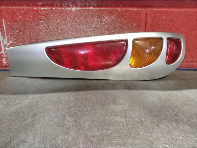 Recambio de piloto trasero izquierdo para fiat marea weekend (185) 1.9 jtd 110 elx | 0.01 - ... 1.9 jtd 110 elx | 0.01 - ... ref