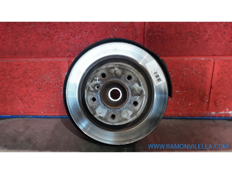 Recambio de mangueta tras. izquierda para bmw serie 1 118d auto referencia OEM IAM   