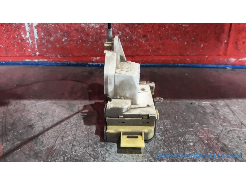 Recambio de cerra. puer. tras. derecha para ford focus turnier (cak) ambiente | 08.98 - 12.04 ambiente | 08.98 - 12.04 referenci