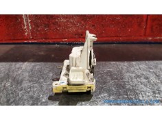 Recambio de cerra. puer. tras. derecha para ford focus 1.6 trend referencia OEM IAM    2