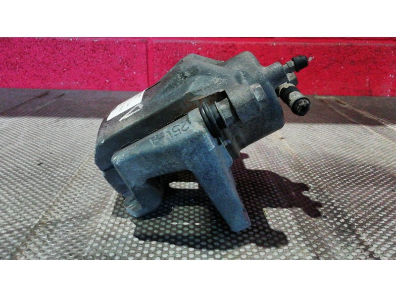 Recambio de pinza freno delantera izquierda para bmw serie 5 berlina (e60)  | 0.03 - ...  | 0.03 - ... referencia OEM IAM   