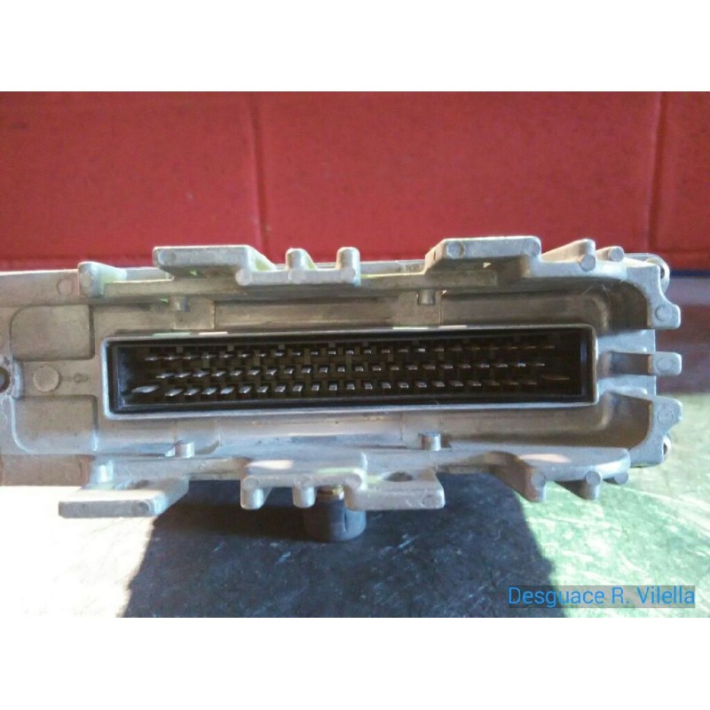 Recambio de centralita motor uce para volkswagen passat berlina (3a2) cl | 09.93 - 12.96 cl | 09.93 - 12.96 referencia OEM IAM 0