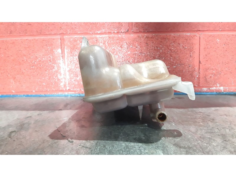 Recambio de deposito expansion para iveco daily chasis- cabina (1999 =>)  | ... daily chasis- cabina (1999 =>)  | ... referencia