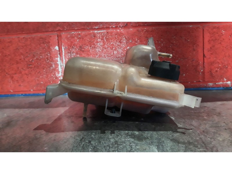 Recambio de deposito expansion para iveco daily chasis- cabina (1999 =>)  | ... daily chasis- cabina (1999 =>)  | ... referencia