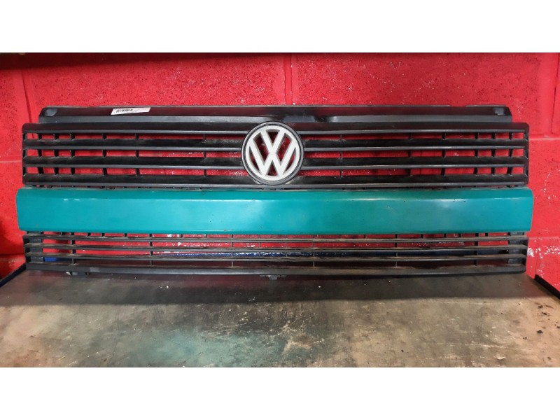 Recambio de rejilla delantera para volkswagen caravelle caravelle gl 2.4 d referencia OEM IAM   