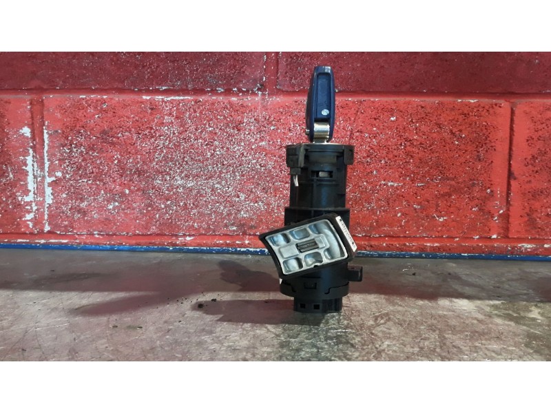 Recambio de conmutador de arranque para fiat stilo multi wagon (192) 1.9 jtd 115 | 0.03 - ... 1.9 jtd 115 | 0.03 - ... referenci