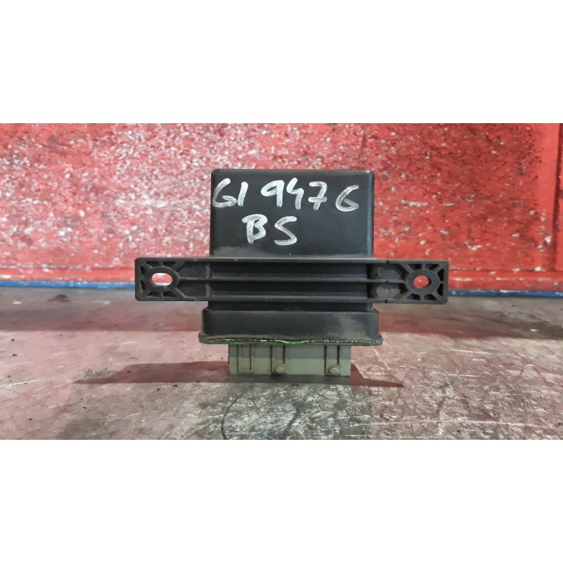 Recambio de rele ventilador para citroen berlingo  | 0.96 - 0.02  | 0.96 - 0.02 referencia OEM IAM 9631577780  