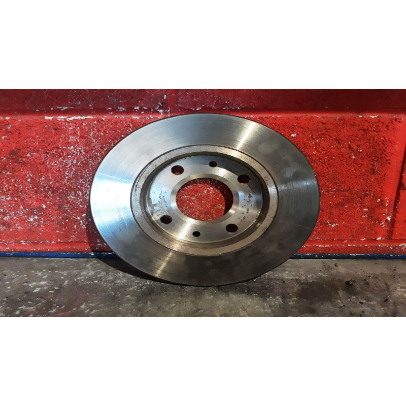 Recambio de disco freno delantero para peugeot 206 berlina 1.4 | 0.98 - ... 1.4 | 0.98 - ... referencia OEM IAM   