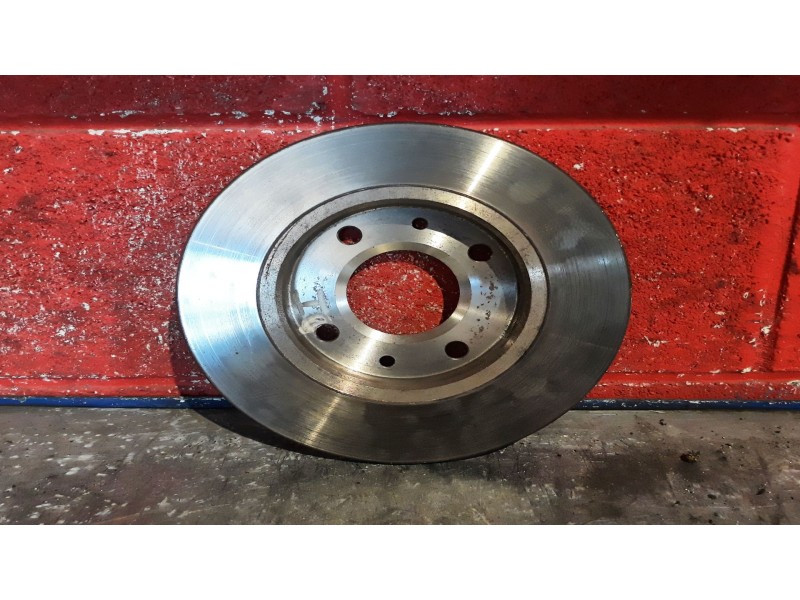 Recambio de disco freno delantero para peugeot 206 berlina 1.4 | 0.98 - ... 1.4 | 0.98 - ... referencia OEM IAM   