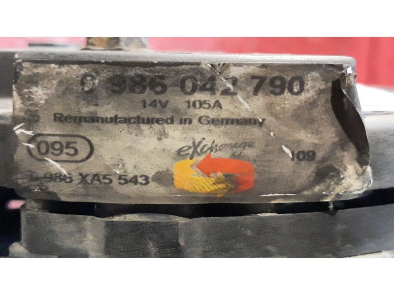 Recambio de alternador para volkswagen caravelle referencia OEM IAM 0986042790  