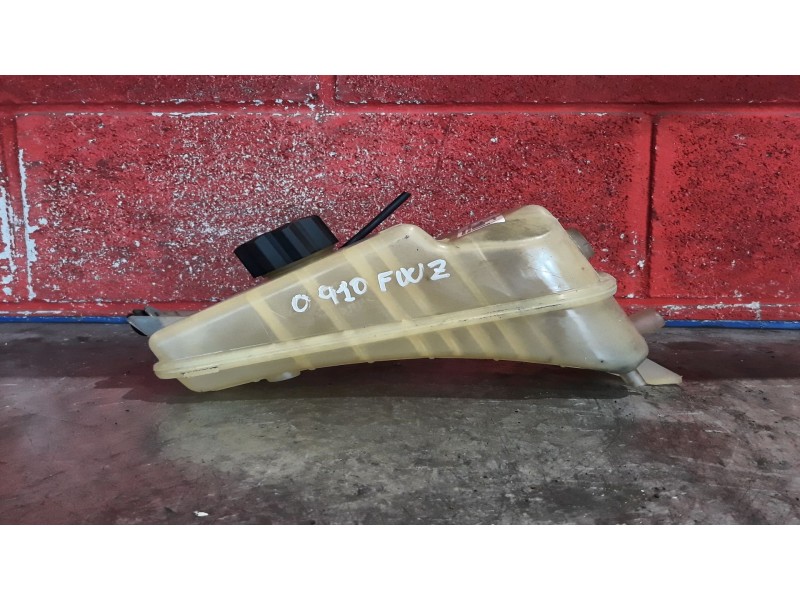 Recambio de deposito expansion para citroen berlingo 1.6 hdi 110 sx multispace referencia OEM IAM   