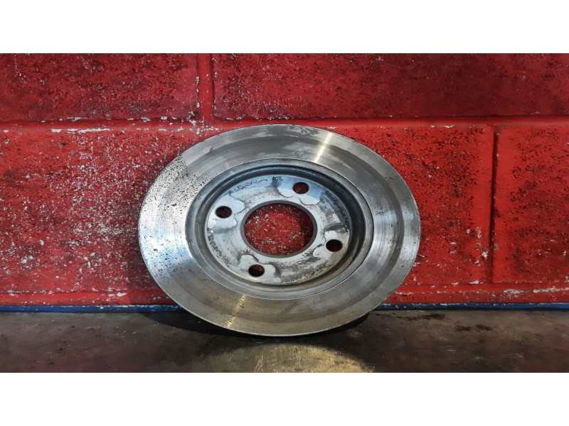 Recambio de disco freno delantero para ford fiesta courier  | 0.95 - ...  | 0.95 - ... referencia OEM IAM    Recambio de disco freno delantero para ford fiesta courier  | 0.95 - ...  | 0.95 - ... referencia OEM IAM